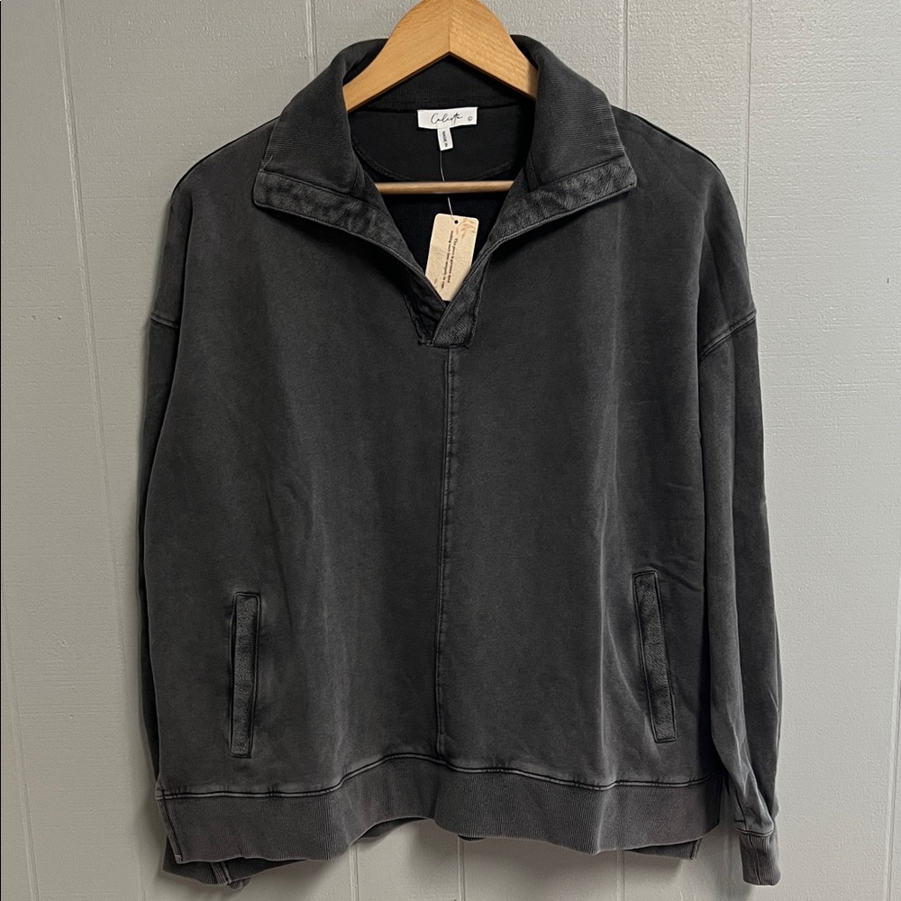 NWT Calista Pullover Black Acid Wash Look Large Has Pockets!!